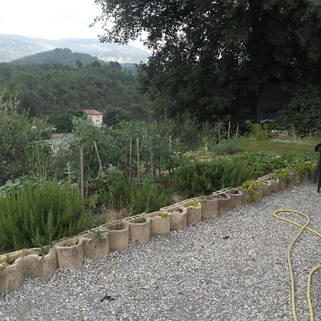 Studio 30 M2 Contes  Exterior photo